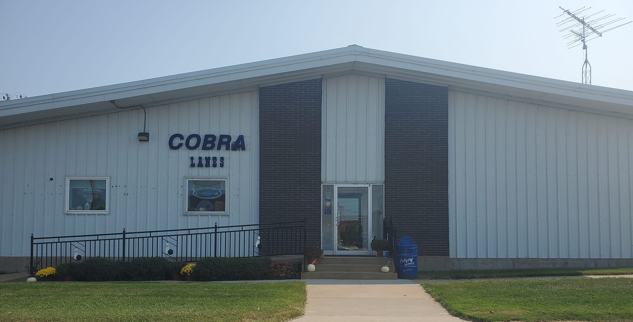 Cobra Lanes building